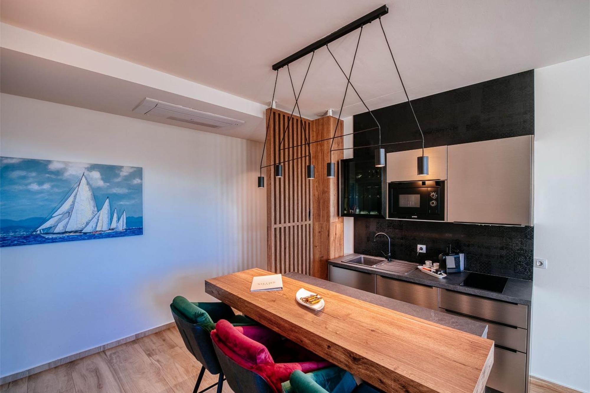 Dedaj Resort - Villa Delux زادار الغرفة الصورة